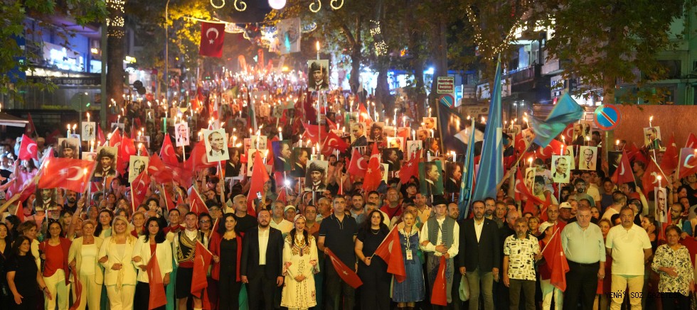 KARTAL'DA 103. YILA YAKIŞIR TÖREN 