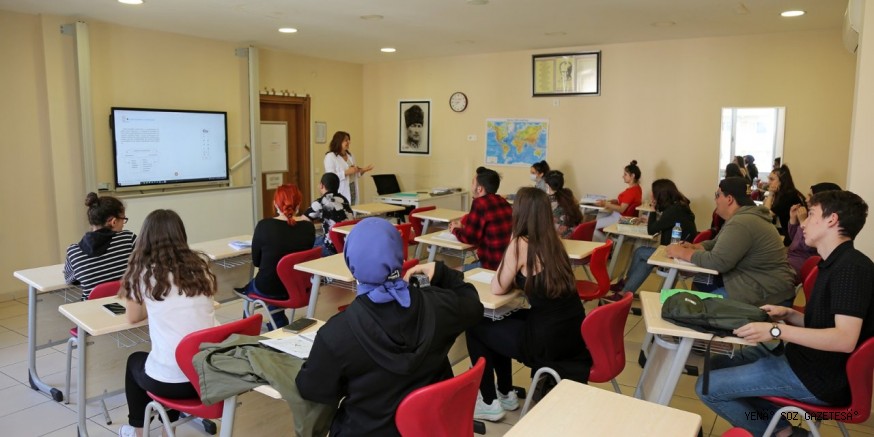 ÖĞRENCİLERE TAM DESTEK