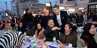 Başkan Gökhan Yüksel, İftar Sofrasında Kartallı Komşularıyla Buluşuyor