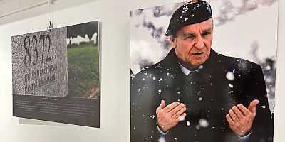 BİLGE KRALI UNUTMADILAR.EN HATIRLANMASI GEREKEN YERDE .