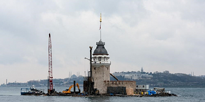 Etrafını saran brandalar kaldırıldı, görüntü mest etti