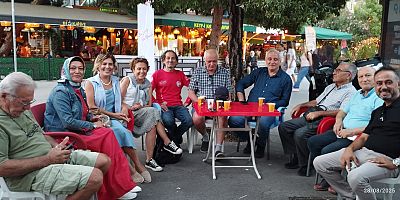 Kartal Meydanı'nda Can Kurtaran Dayanışma: Derneklerden ve Kızılay'dan Anlamlı Kampanyaya Rekor İlgi
