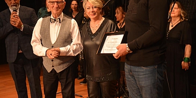 SADECE BİR MUHTAR DEGİL. HERKES HAYRAN KALDİ. NASİL Mİ?